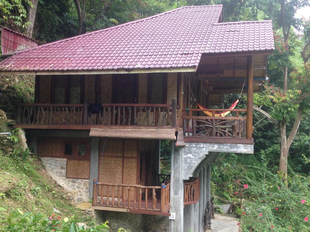 Kupu Kupu Garden Guest House & Cafe Bukit Lawang Eksteriør bilde