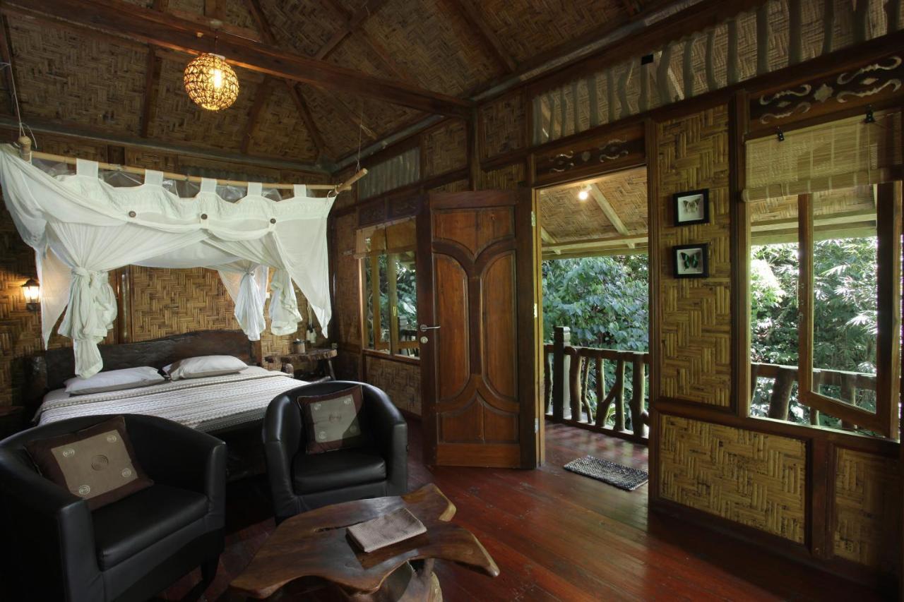 Kupu Kupu Garden Guest House & Cafe Bukit Lawang Eksteriør bilde